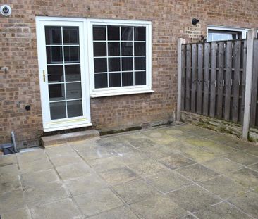 2 bedroom terraced house to rent - Photo 6