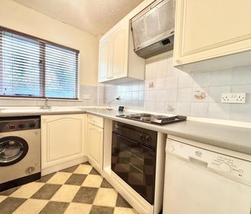 1 bedroom ground floor flat to rent - Photo 3