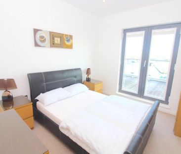 2 bedroom penthouse to rent - Photo 1