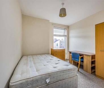 House For Rent Fawcett Road, Southsea - Photo 3