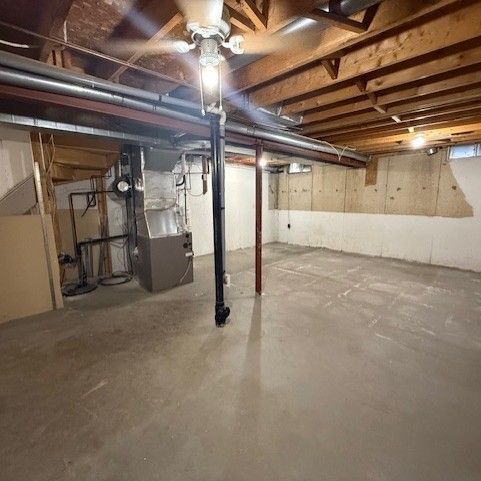 For Lease - 45 Potter Crescent, New Tecumseth, Ontario - Photo 1