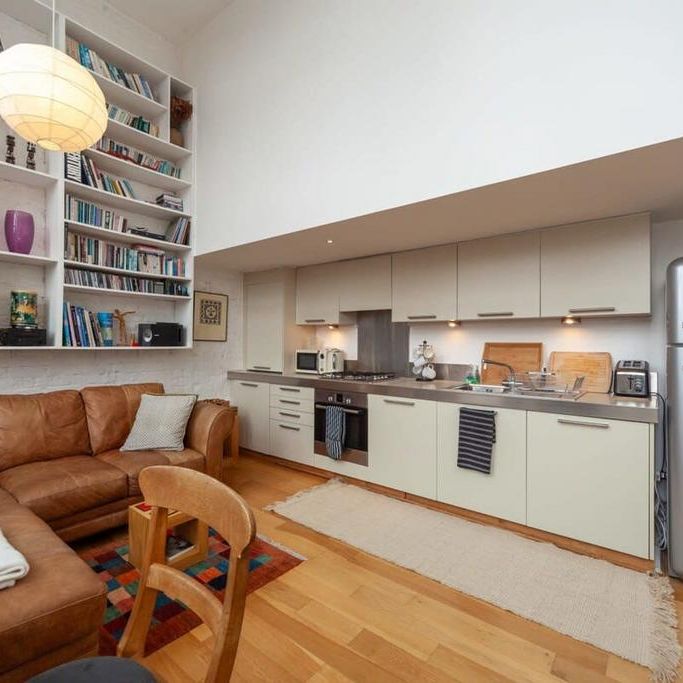 1 bedroom serviced apartment to rent - Photo 1