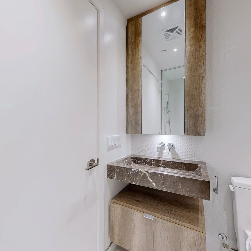 For Lease - 11 Yorkville Avenue Unit# 1010, Toronto, Ontario - Photo 1
