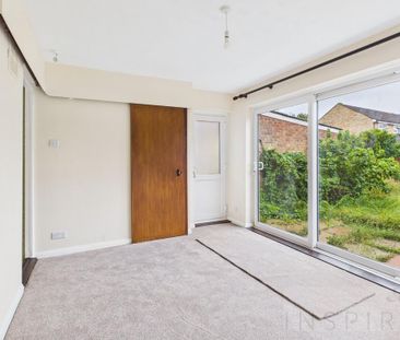 3 bedroom semi-detached house to rent - Photo 5