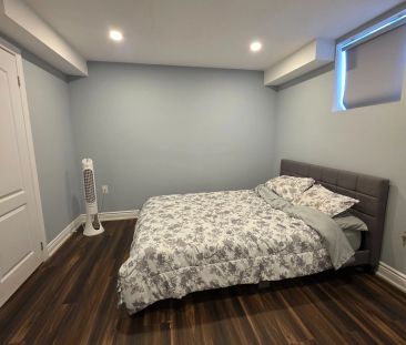 39 Begonia Crescent #Bsmt - Photo 2