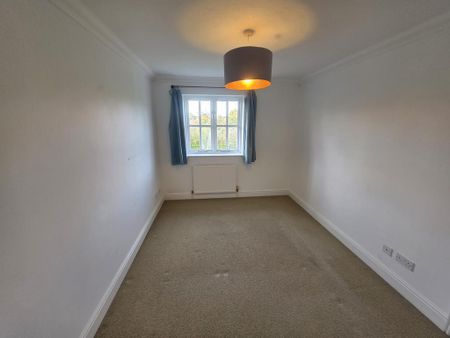 3 bedroom terraced house to rent - Photo 2