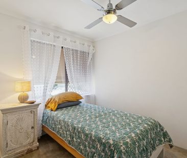 Charming 3 Bedroom Home in Prime Peppermint Grove Location! - Photo 4