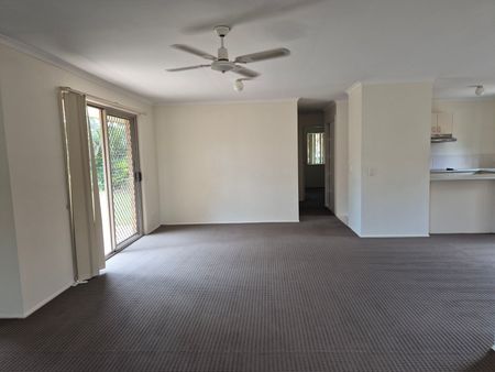 10 Tusmore Place, 4226, Robina Qld - Photo 2