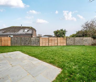 3 bedroom bungalow to rent - Photo 2