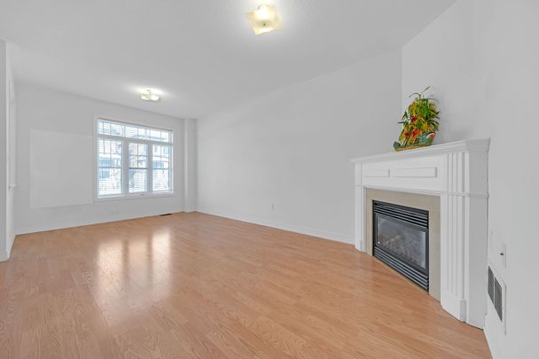 For Lease - 121 Christian Ritter Drive, Markham, Ontario - Photo 1