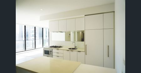 Two Bedroom Apartment in Southbank - Photo 3