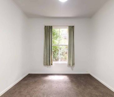 Highbury is the place to be! - Photo 2