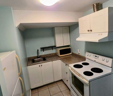 For Lease - 384 Flagstone Way Unit# Basement, Newmarket, Ontario - Photo 1