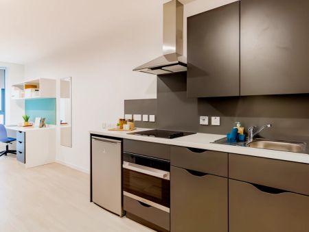 Platinum Studio - Photo 2