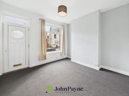 2 bedroom terraced house to rent - Photo 3