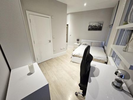 2 bedroom flat to rent - Photo 3