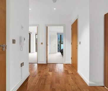 2 bedroom Flat To Let - Photo 6