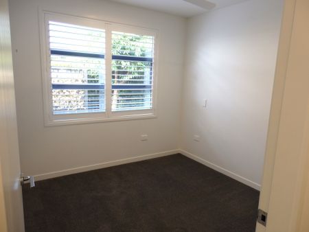 Parkside Paradise: 3 Bed Townhouse - Photo 5