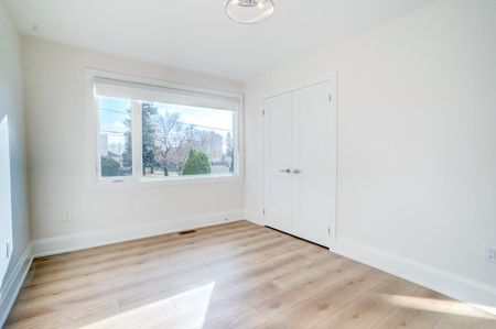 For Lease - 76 North Park Drive, Toronto, Ontario - Photo 4