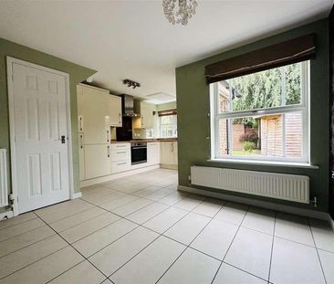 Wollaton Road, Ferndown, BH22 - Photo 3