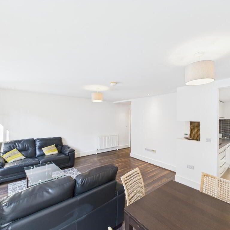 Apartments At, 2 William Street South, Belfast, BT1 4FJ - Photo 1