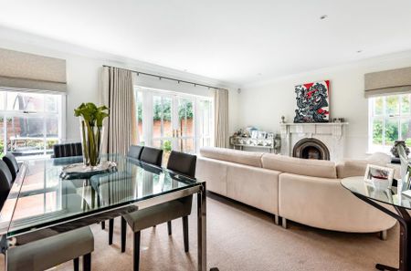 4 bedroom detached house to rent - Photo 3