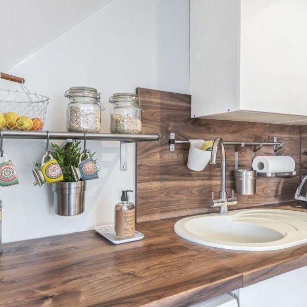 Devoil Close, Guildford - 1 bedroomProperty for lettings - Seymours - Photo 1