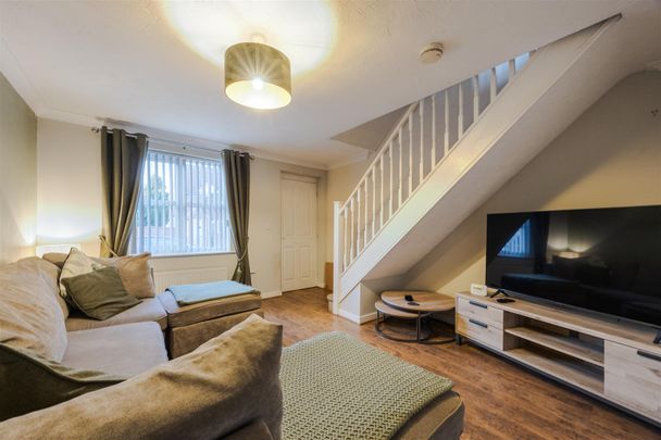 To Let 2 Bed House - Semi-Detached - Photo 1