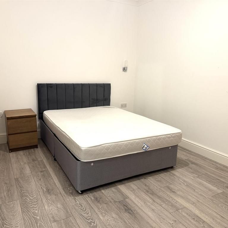 1 bedroom ground floor flat to rent - Photo 1