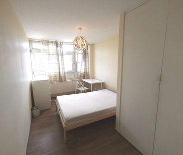 Room in a Shared Flat, Halyard House, E14 - Photo 4