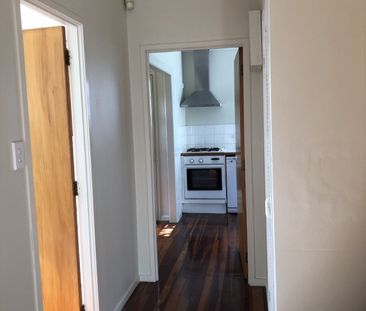 Family Home Three Bedrooms Meadowbank - Photo 6