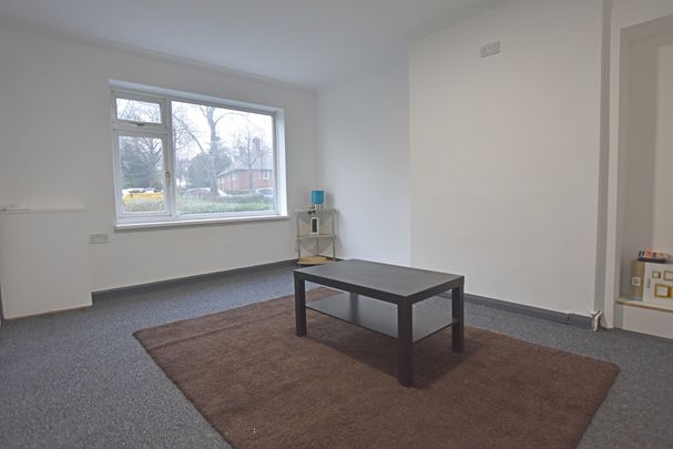 2 Bedroom Mid Terraced House - Photo 1