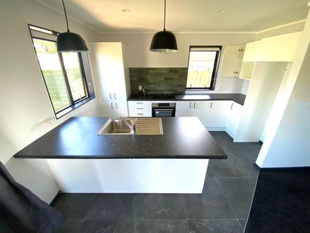 24, Mclennan Road, Mount Wellington - Photo 5