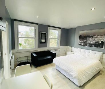 Studio to rent - Photo 3