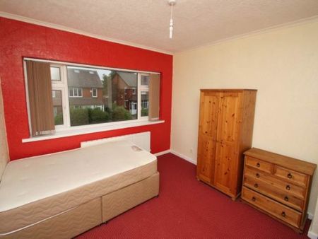 4 Bed - Stanmore Crescent, Burley, Leeds - Photo 5