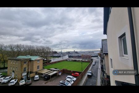 1 bedroom flat to rent - Photo 3