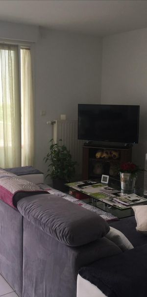 F3 PROCHE CENTRE - Photo 1