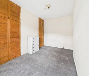 5 bedroom terraced house to rent - Photo 2