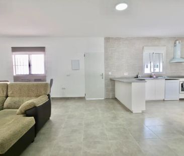 Chiclana De La Frontera - Photo 2