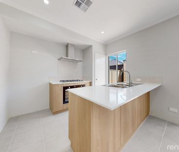 Low Maintenance, Great Location - Photo 6