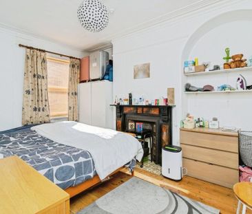 1 bedroom ground floor flat to rent - Photo 3