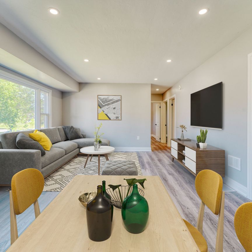 For Lease - 1640 Mary Street Unit# 1, Kingston, Ontario - Photo 1