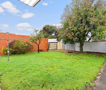 Comfort meets convenience in this rental haven! - Photo 1