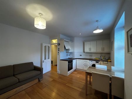 Apartment 3 Oakdown Court, Convent Avenue, Bray, Co. Wicklow - Photo 5