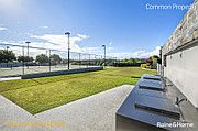 Specious Coomera Waters Family Home - Photo 5