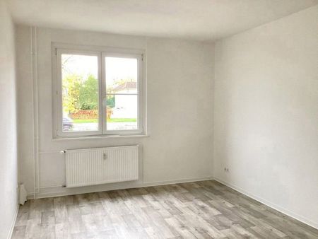 Frisch renoviert: WG-geeignete 3-Zimmer-Wohnung mit Balkon! - Photo 2