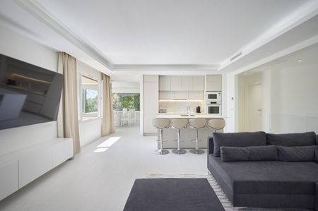 Tout savoir sur cette maison à Mougins - Photo 2