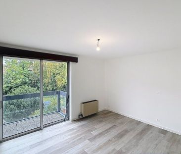 Ruim appartement met 2 slaapkamers en garage - Photo 5