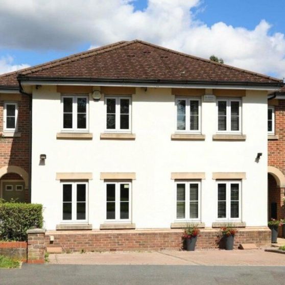 North Drive, Beaconsfield,HP9 - Photo 1