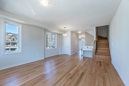 For Lease - 5966 Saigon Street, Mississauga, Ontario - Photo 2